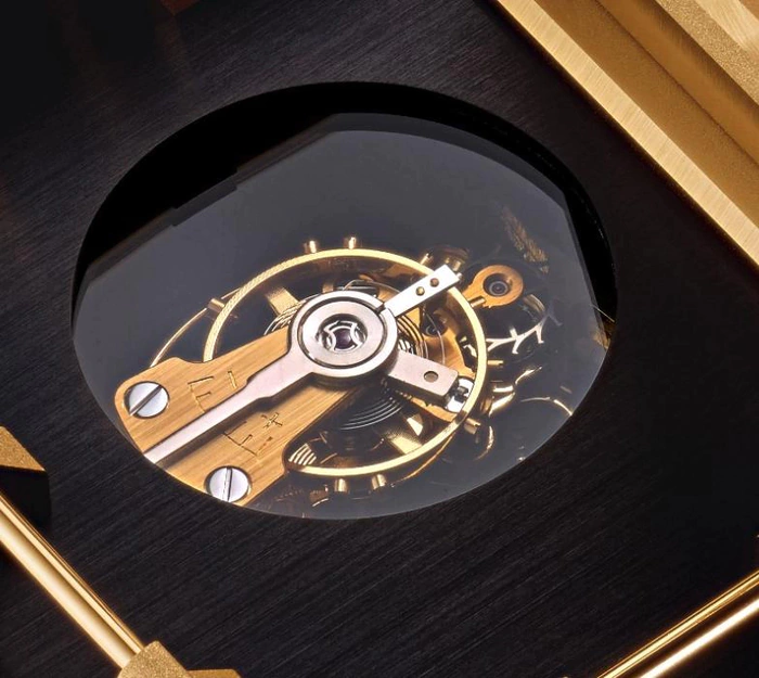 Exclusive table clock "Gaz Derrick" Palladium-plated